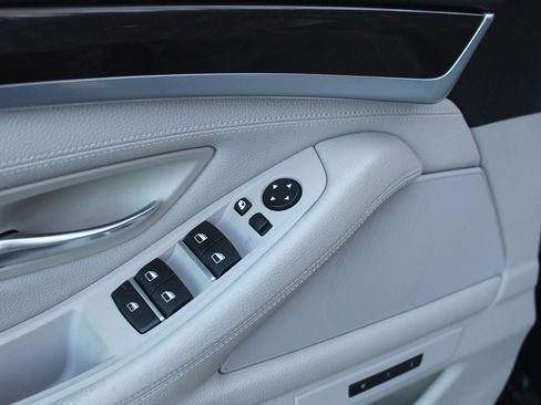 Used 2012 BMW 528i xDrive 528i xDrive Sedan 4D image 22