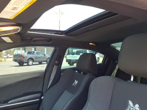 Used 2020 Dodge Charger Scat Pack RWD image 12