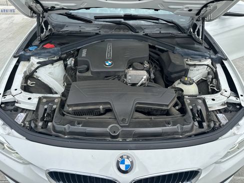 Used 2018 BMW 320i Sedan RWD image 9