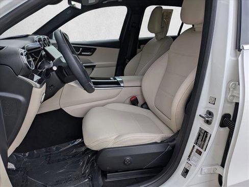 Used 2026 Mercedes-Benz GLC 300 4MATIC image 16