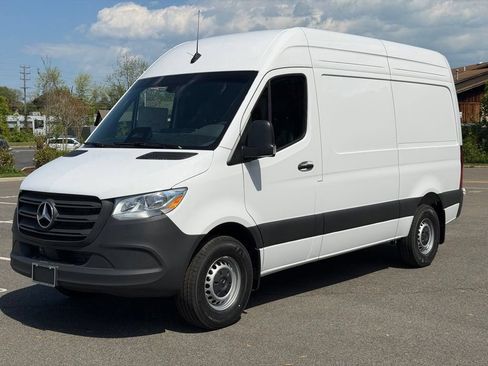 New 2026 Mercedes-Benz Sprinter 2500 image 9