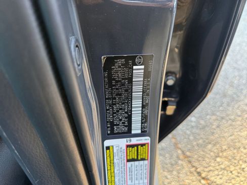 Used 2025 Toyota Camry LE image 24