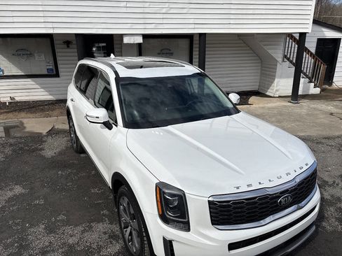 Used 2020 Kia Telluride S image 43