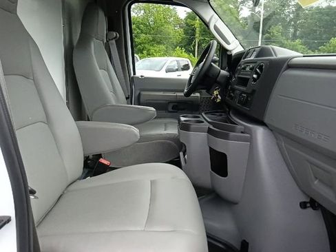 New 2026 Ford E-450 and Econoline 450 Super Duty w/ Power Equipment Group RWD image 29