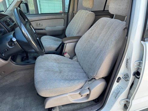 Used 2000 Toyota 4Runner 2WD image 16