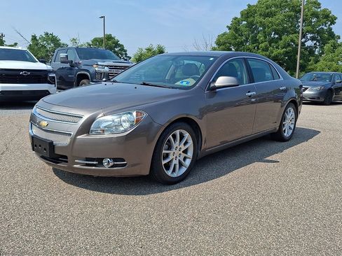 Used 2011 Chevrolet Malibu LTZ FWD image 5