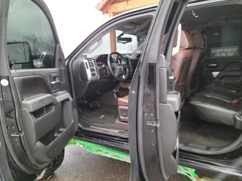 Used 2015 GMC Sierra 2500 SLE w/ SLE Preferred Package image 7