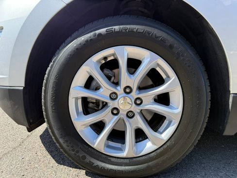 Used 2020 Chevrolet Equinox LS w/ LPO, Floor Liner Package FWD image 44