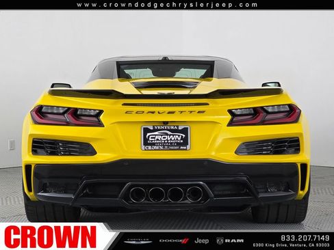 Used 2025 Chevrolet Corvette Z06 RWD image 6