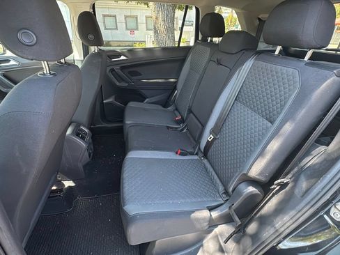 Used 2018 Volkswagen Tiguan S FWD image 6
