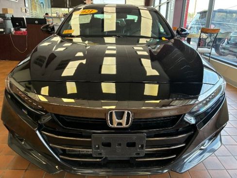 Used 2021 Honda Accord Sport image 5