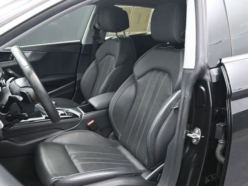 Used 2021 Audi A5 2.0T Premium Plus w/ Premium Plus AWD/4WD image 5