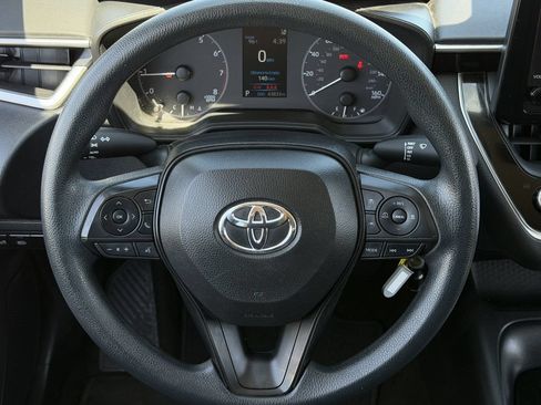 Used 2023 Toyota Corolla LE FWD image 13