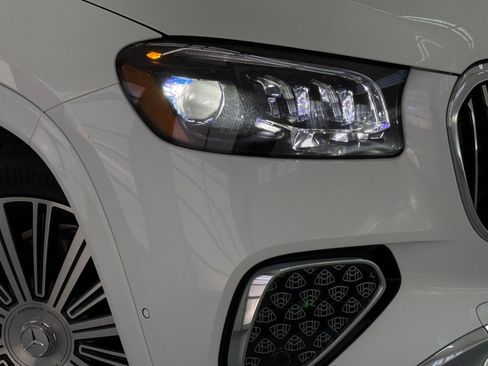 New 2026 Mercedes-Benz Maybach GLS 600 4MATIC image 10