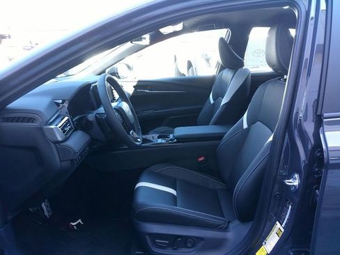 New 2026 Toyota Camry SE FWD image 21