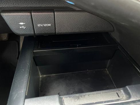 Used 2018 Toyota Camry XSE image 30