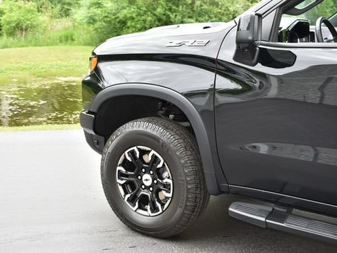 Certified 2024 Chevrolet Silverado 1500 ZR2 w/ Technology Package AWD/4WD image 9
