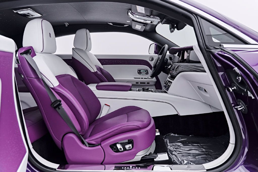 Used 2024 Rolls-Royce Spectre w/ Spectre Launch Package AWD/4WD image 27