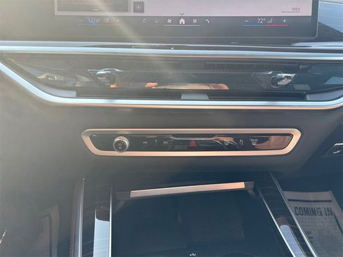 Used 2025 BMW X5 xDrive40i w/ Premium Package image 24