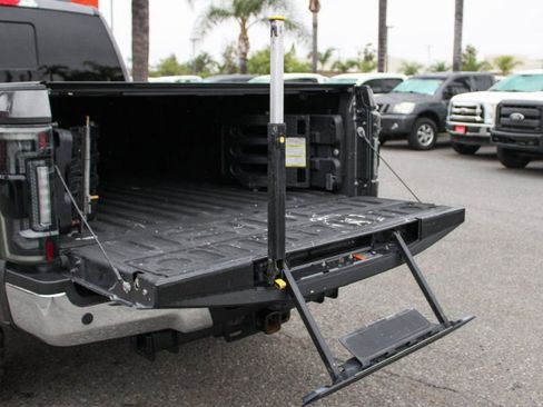 Used 2020 Ford F250 Lariat w/ Lariat Value Package AWD/4WD image 7