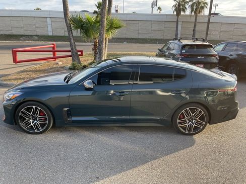 Used 2023 Kia Stinger GT2 image 3