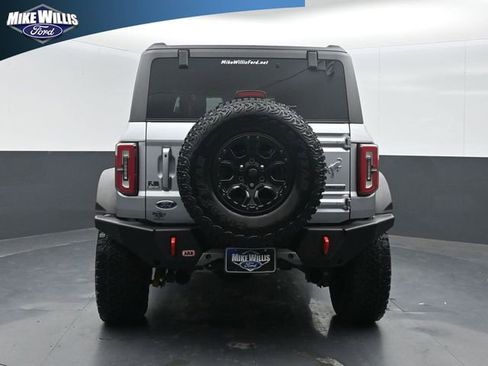 Used 2023 Ford Bronco Outer Banks w/ Sasquatch Package AWD/4WD image 6