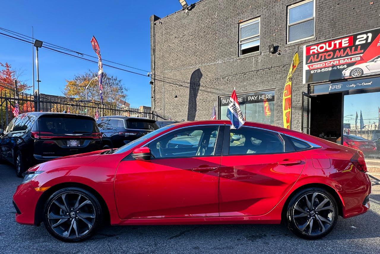 Used 2021 Honda Civic Sport image 4
