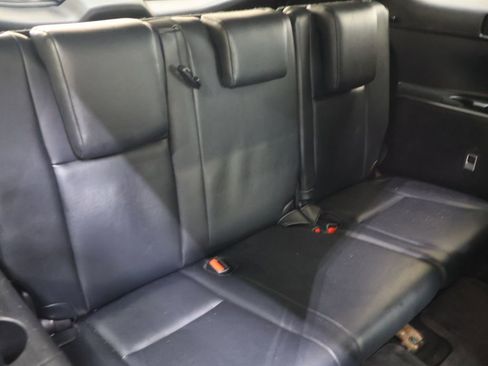 Used 2019 Toyota Highlander XLE AWD/4WD image 13