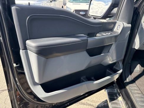 Used 2024 Ford F150 XLT w/ Mobile Office Package image 23