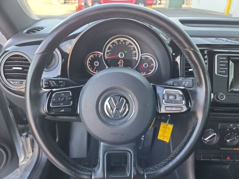 Used 2016 Volkswagen Beetle 1.8T S image 30