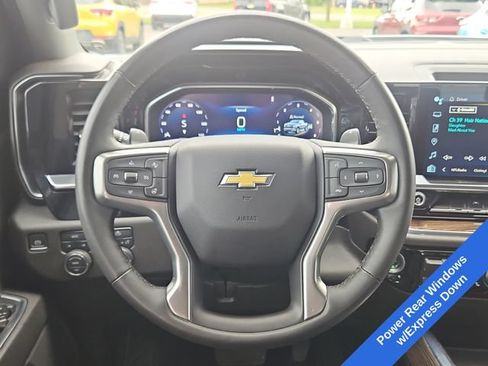 Used 2023 Chevrolet Silverado 1500 LT AWD/4WD image 15