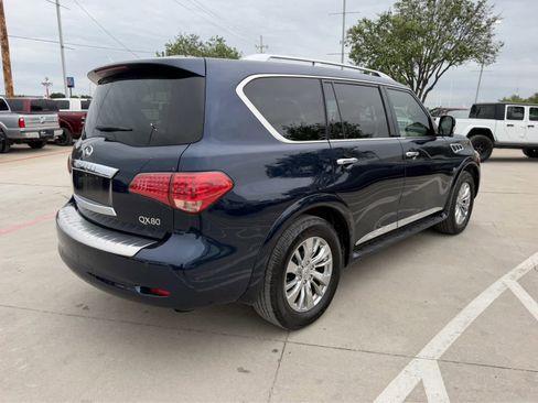 Used 2017 INFINITI QX80 2WD w/ Driver Assistance Package image 3