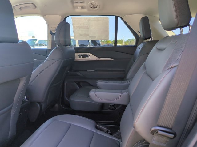 New 2026 Ford Explorer Active w/ Active Comfort Package RWD image 15