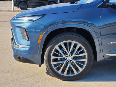 New 2026 Buick Enclave Avenir w/ Super Cruise Package image 5