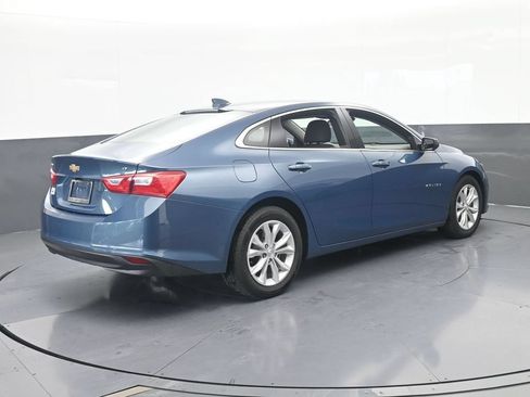 Used 2025 Chevrolet Malibu LT FWD image 6