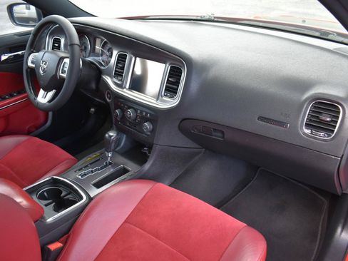Used 2014 Dodge Charger R/T RWD image 13