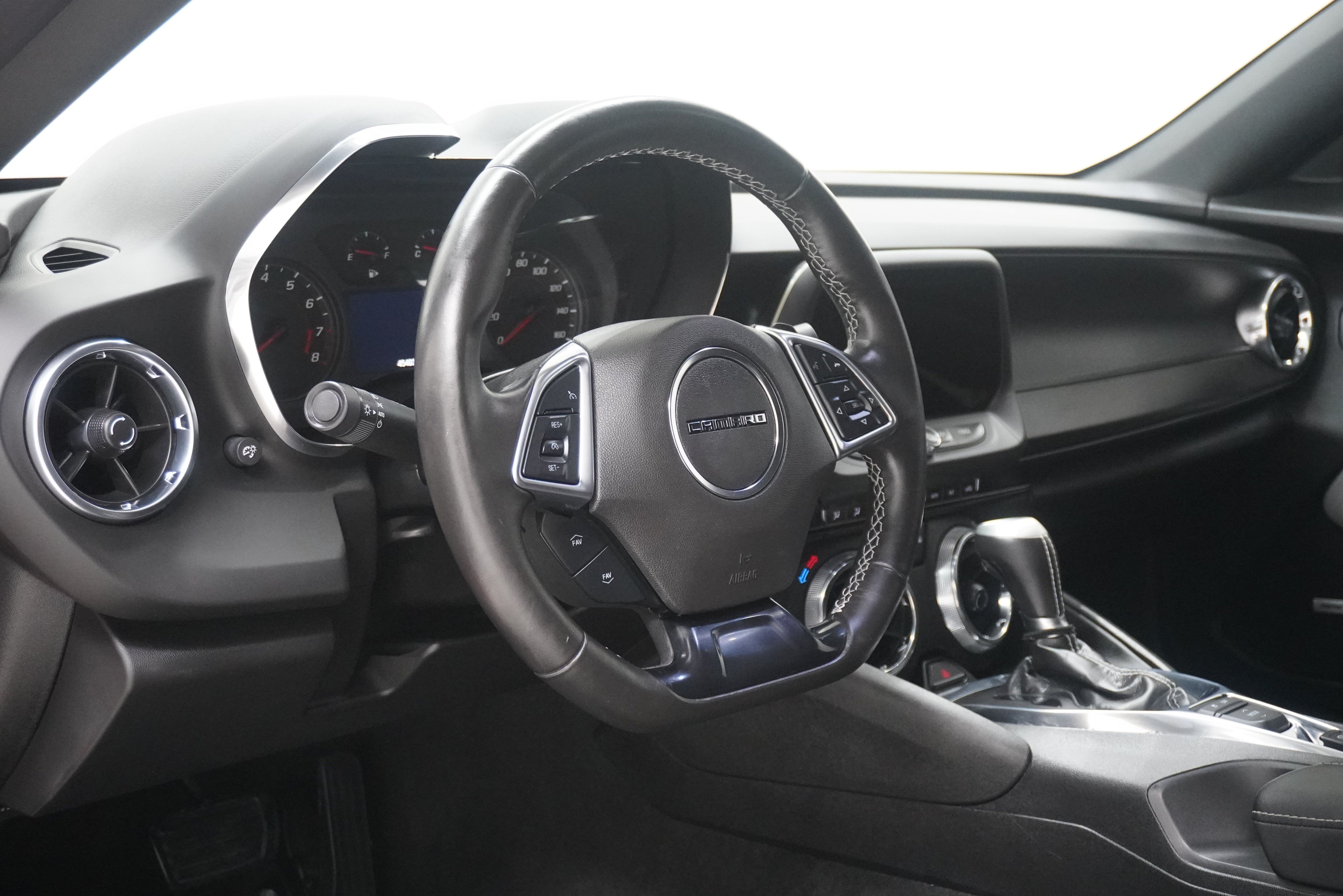Used 2020 Chevrolet Camaro LT w/ RS Package RWD image 10