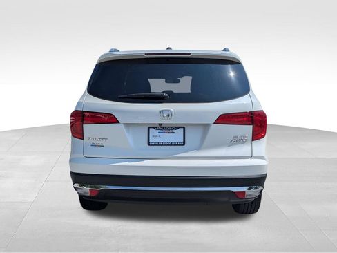 Used 2018 Honda Pilot Elite image 4