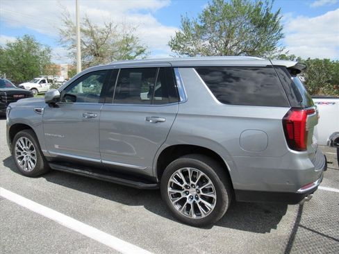 Certified 2025 GMC Yukon Denali image 3