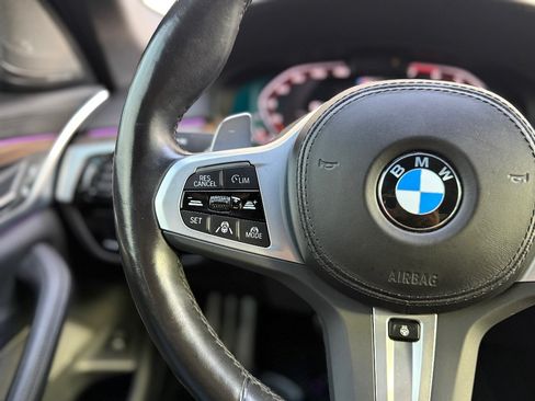 Used 2023 BMW M550i xDrive w/ Executive Package AWD/4WD image 15