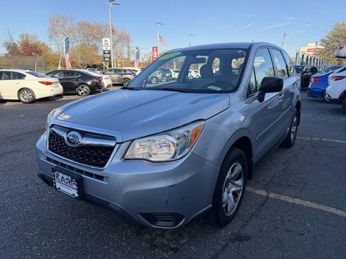 Used 2014 Subaru Forester 2.5i image 5