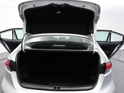 Used 2024 Toyota Corolla LE image 11