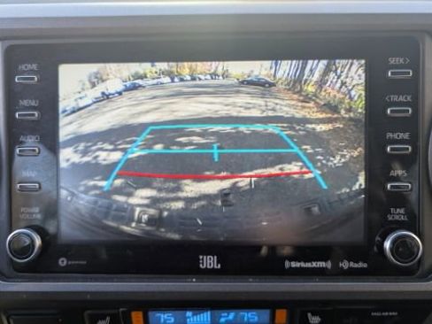 Used 2020 Toyota Tacoma TRD Sport image 36