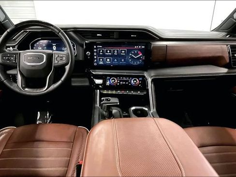 Used 2024 GMC Sierra 1500 Denali Ultimate AWD/4WD image 19