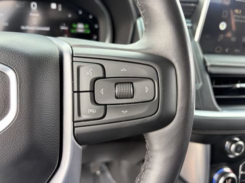 Used 2022 GMC Yukon SLT w/ SLT Luxury Package AWD/4WD image 23
