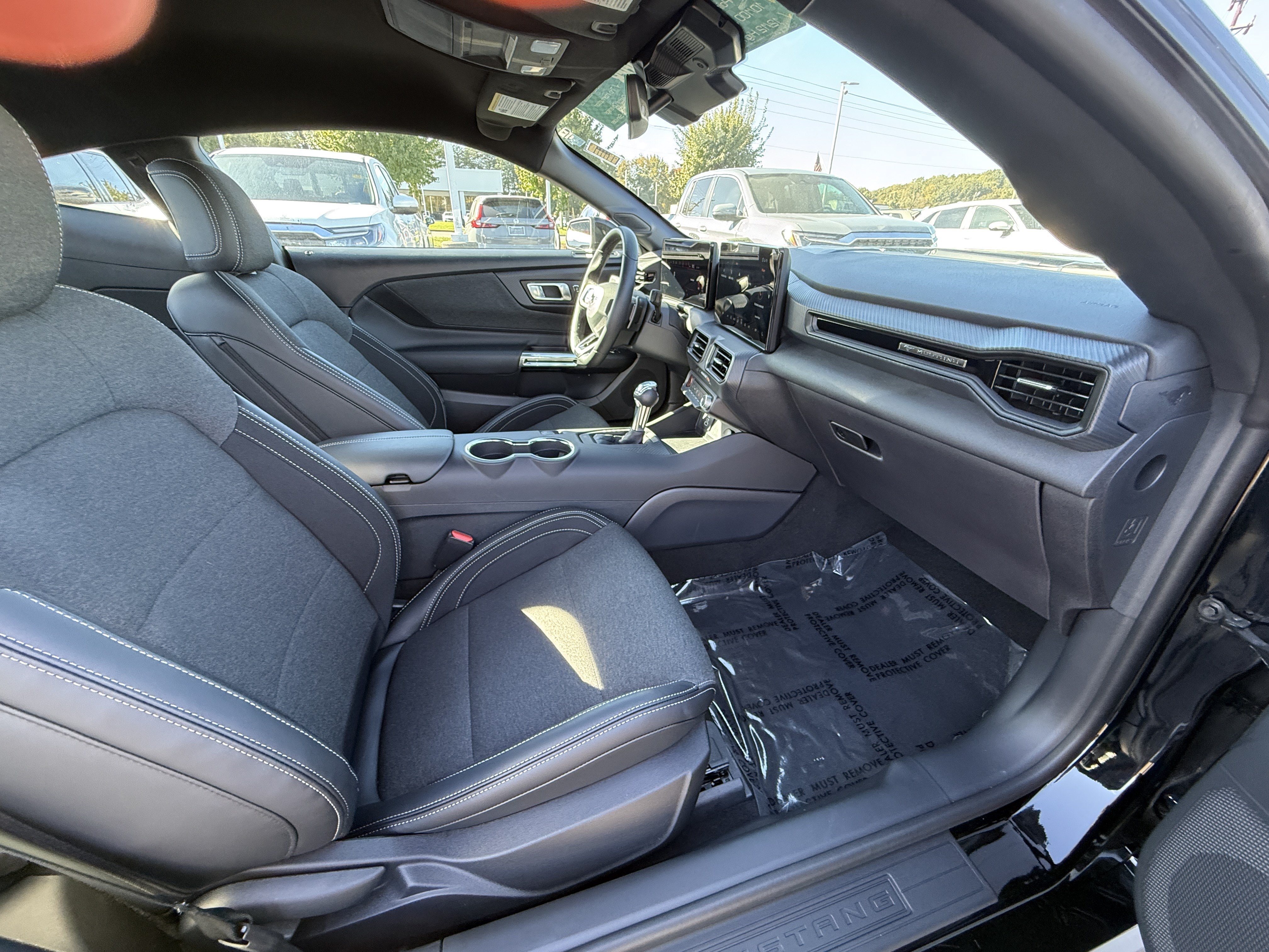 Used 2025 Ford Mustang GT RWD image 34