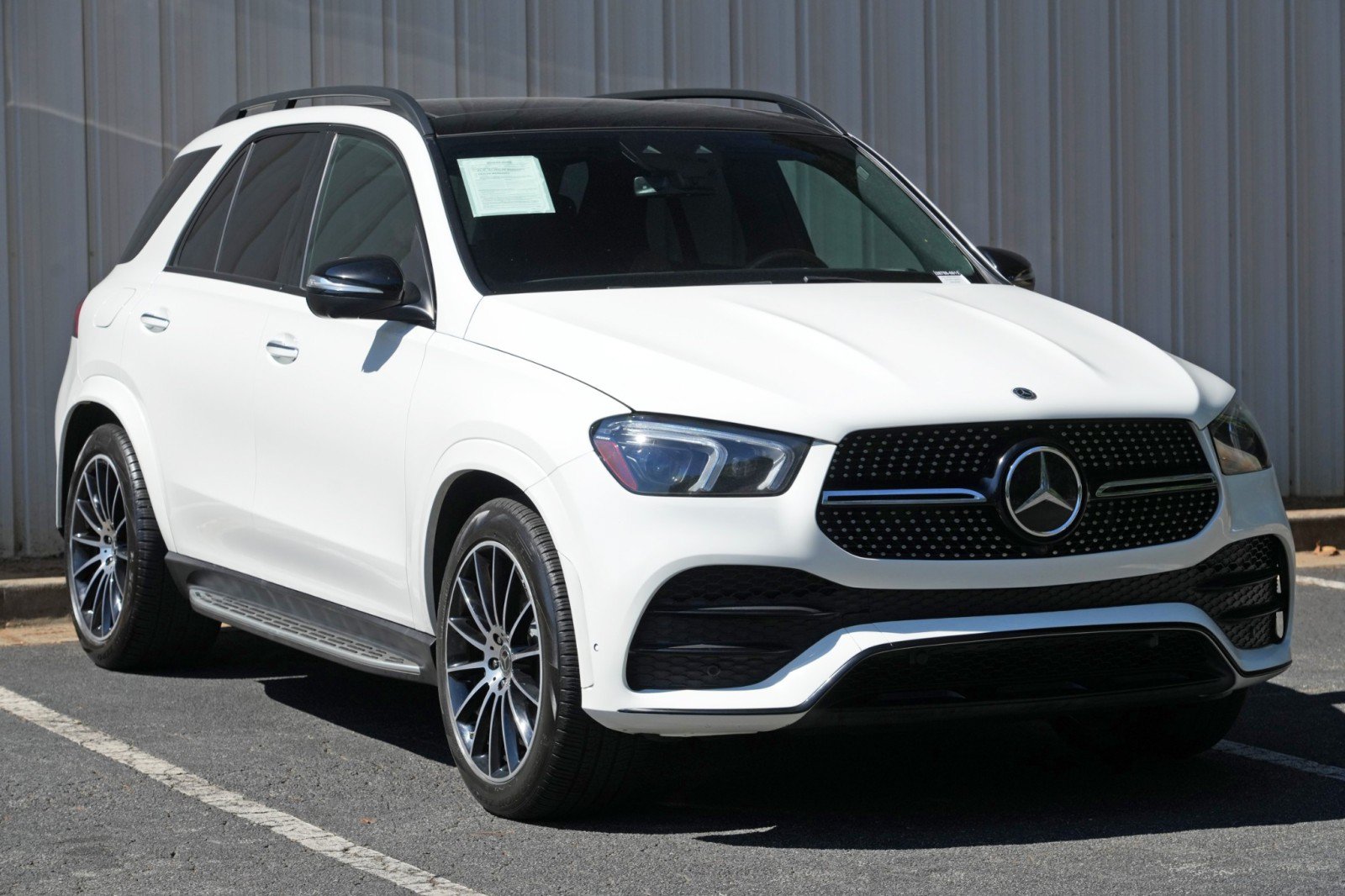 Used 2022 Mercedes-Benz GLE 450 4MATIC w/ AMG Line Exterior image 64