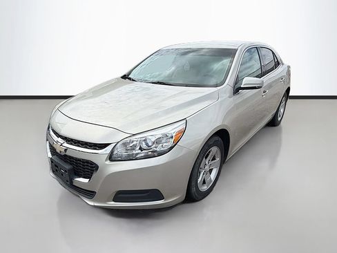 Used 2015 Chevrolet Malibu LT FWD image 5