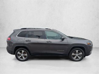 Used 2021 Jeep Cherokee Limited AWD/4WD video 4