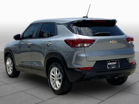 Used 2024 Chevrolet TrailBlazer LS w/ LS Convenience Package FWD image 11